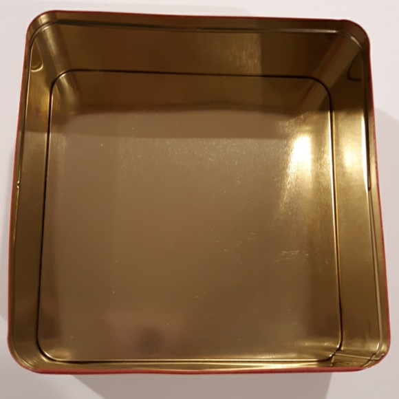 Vintage 1992 Crayola Christmas Tin w/ crayons - Picture 10 of 11